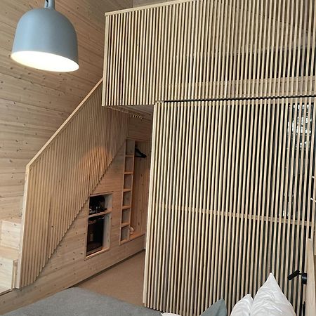 Brimibue Hotel Lom Eksteriør billede