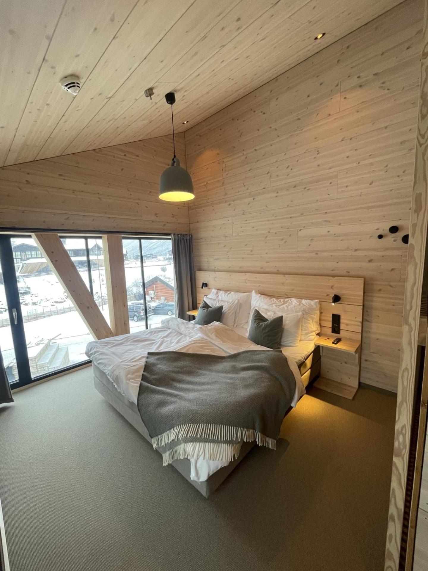 Brimibue Hotel Lom Eksteriør billede