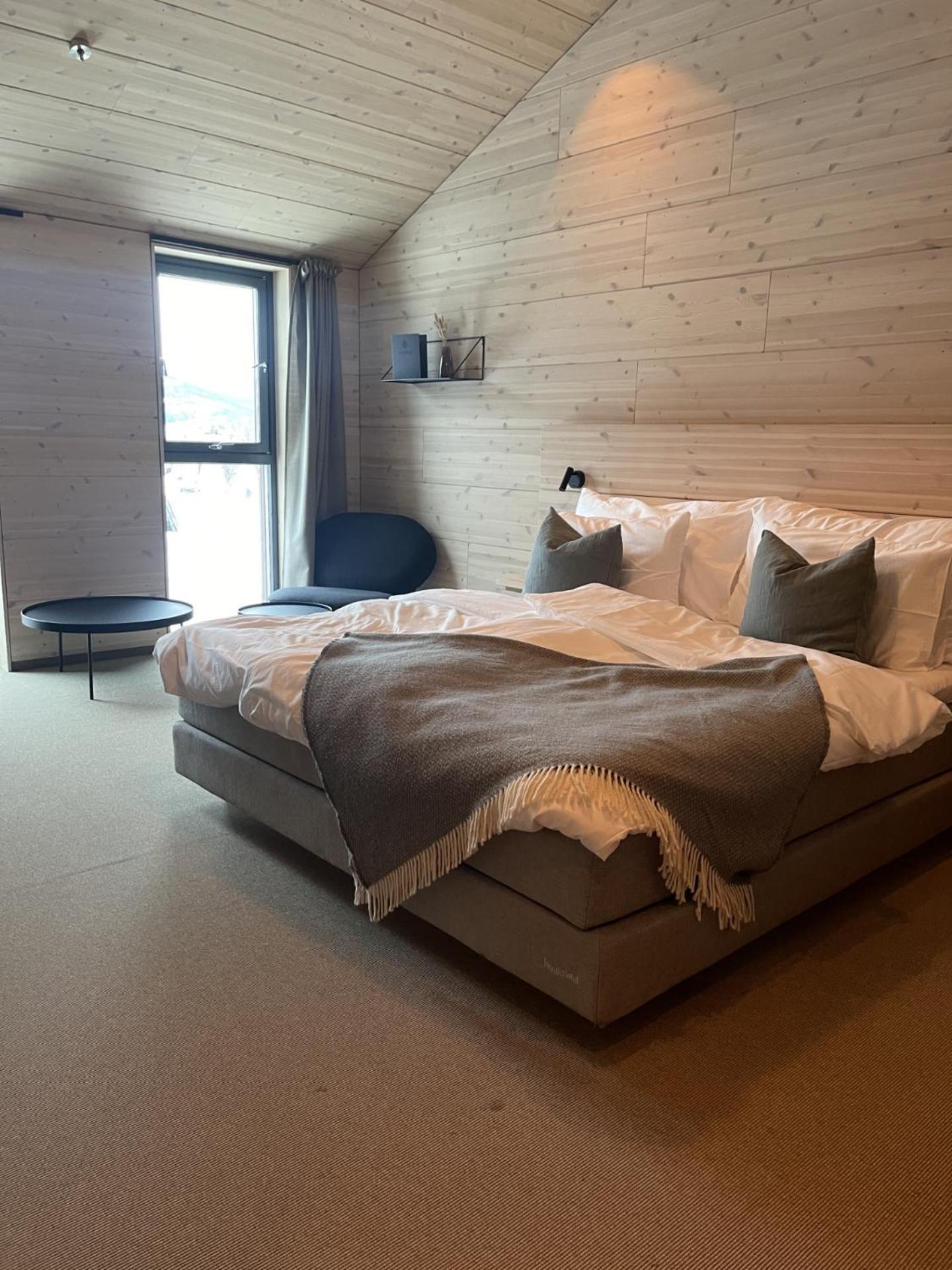Brimibue Hotel Lom Eksteriør billede